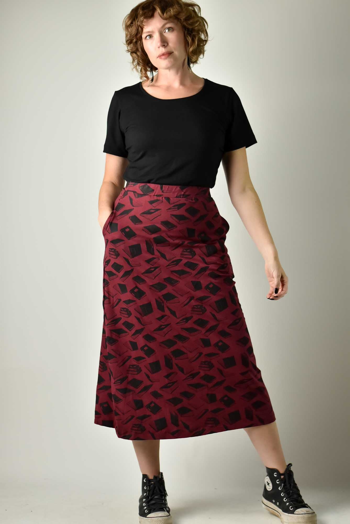 
                  
                    90s Maxi Skirt - Merlot Books poison-pear
                  
                