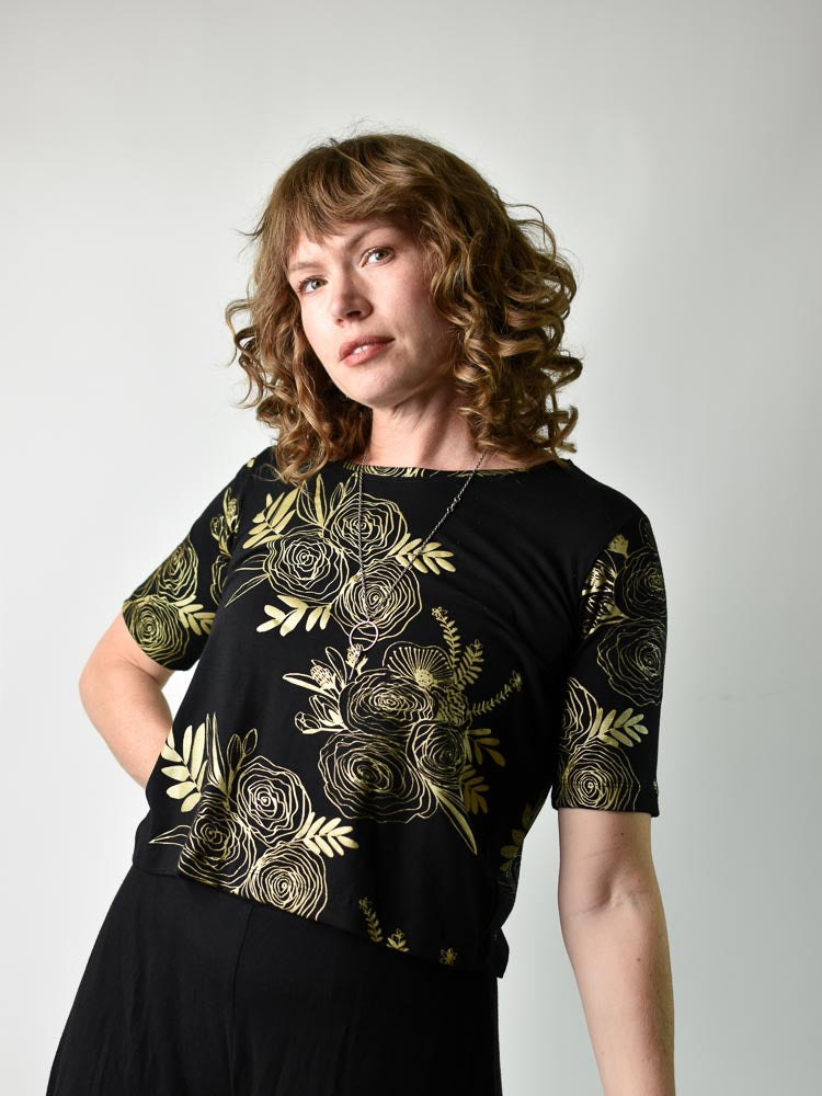 Boxy Crop Tee - Gold Floral poison-pear