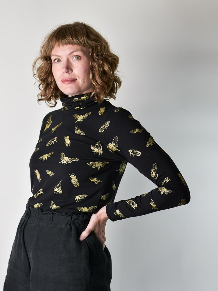 Cicada Turtleneck poison-pear