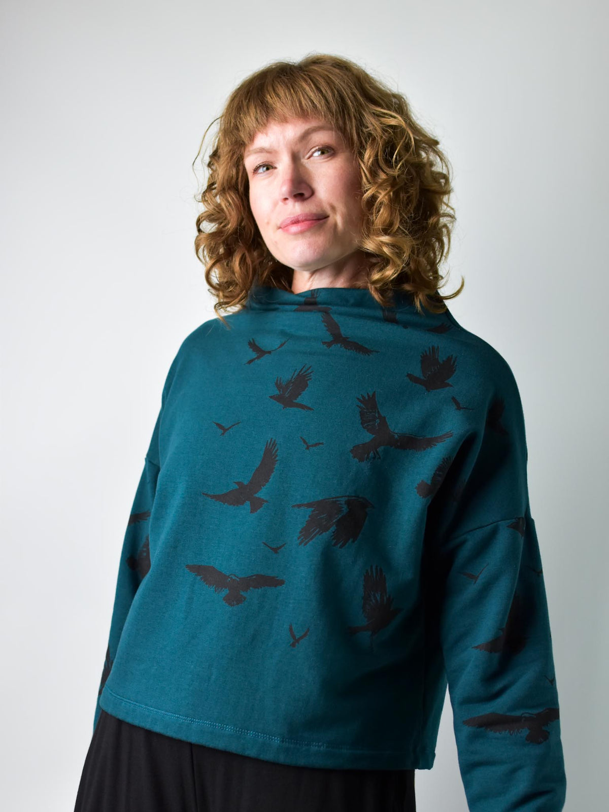 Fleece Funnel Neck - Crows poison-pear