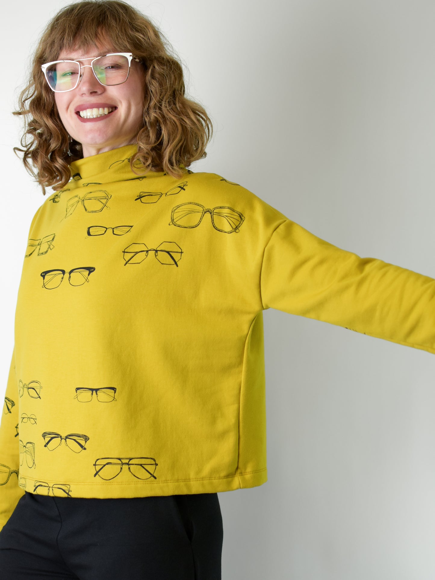 
                  
                    Fleece Funnel Neck - Glasses poison-pear
                  
                