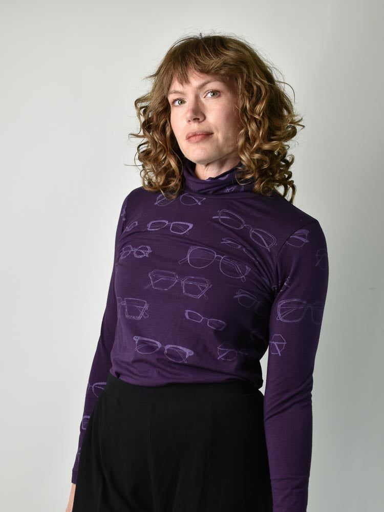 
                  
                    Glasses Turtleneck Plum poison-pear
                  
                