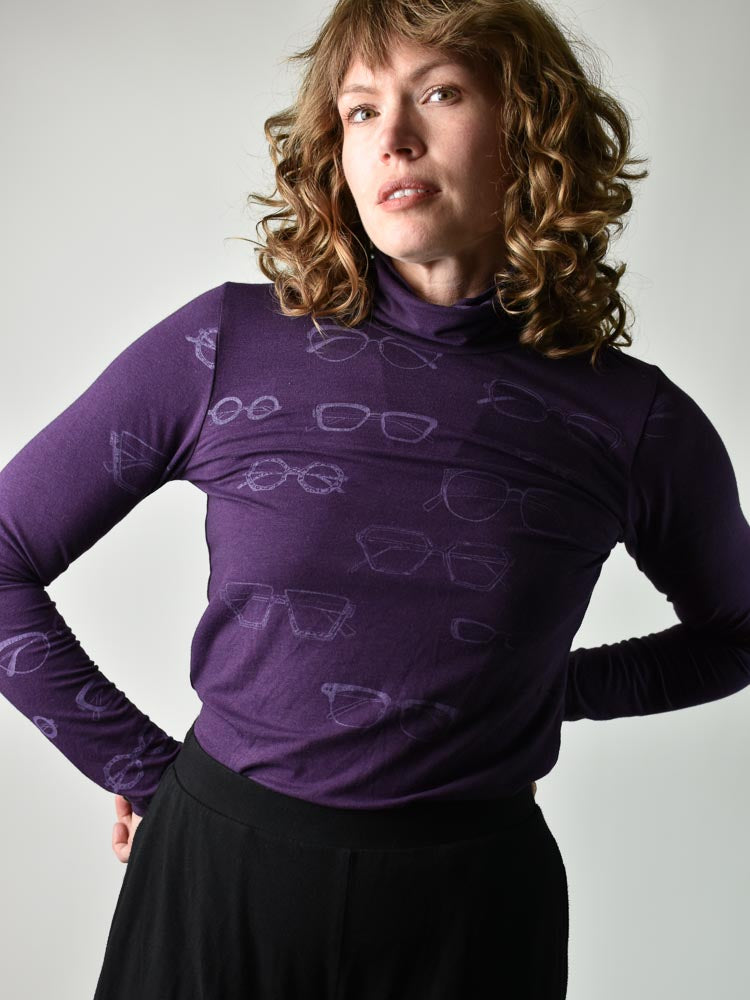 
                  
                    Glasses Turtleneck Plum poison-pear
                  
                