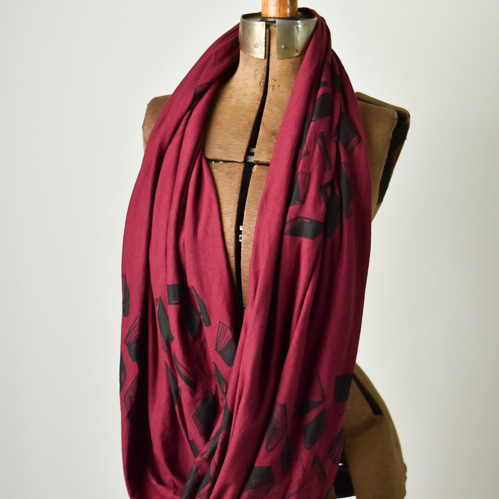 
                  
                    Infinity Scarf - Books poison-pear
                  
                