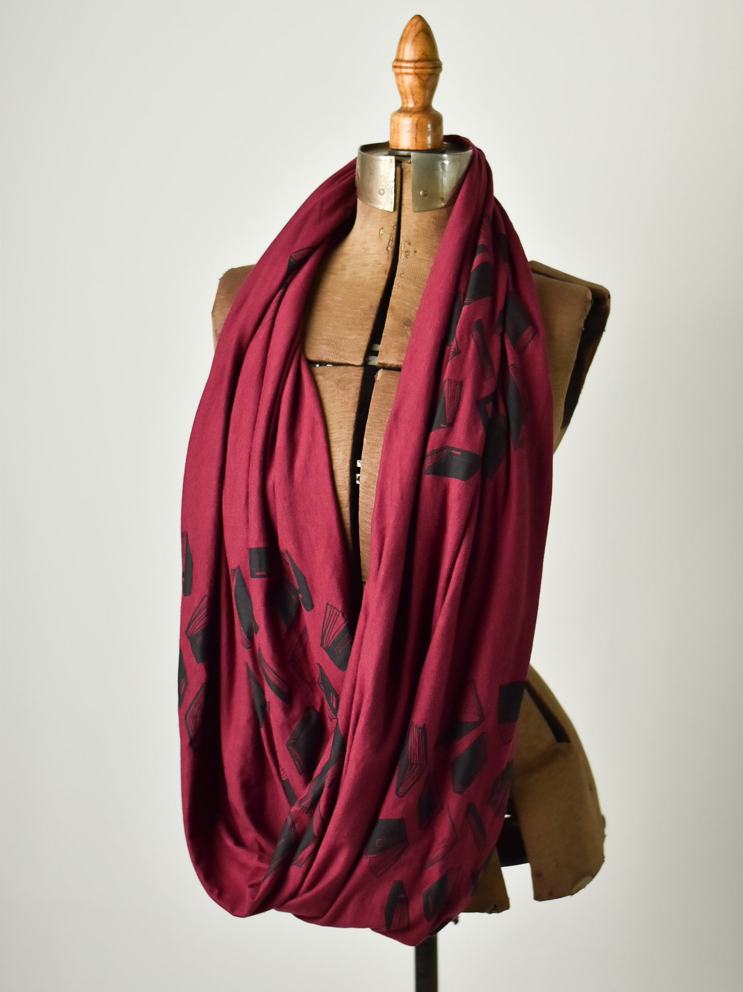 
                  
                    Infinity Scarf - Books poison-pear
                  
                