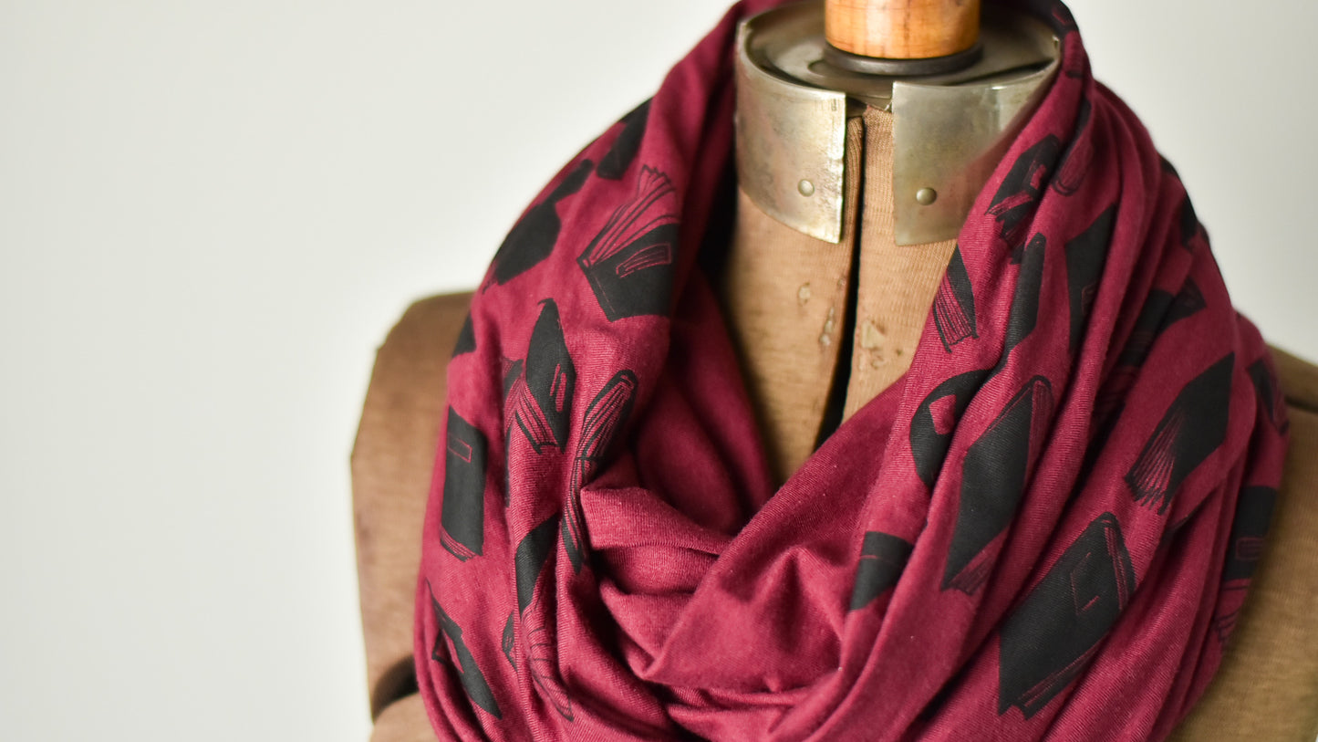 
                  
                    Infinity Scarf - Books poison-pear
                  
                