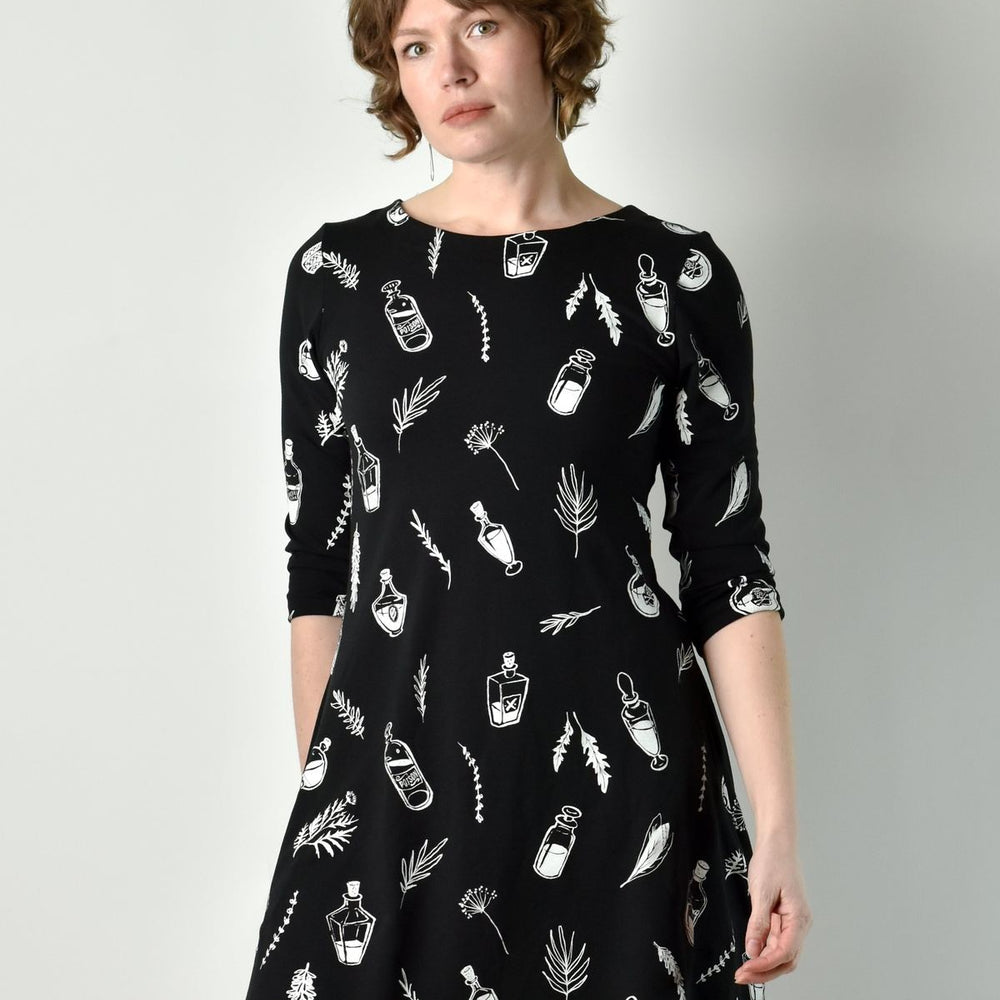 Josee Dress - Apothecary poison-pear