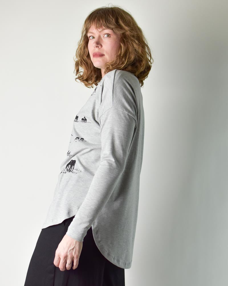 
                  
                    Oversize Top - Wild Horses poison-pear
                  
                