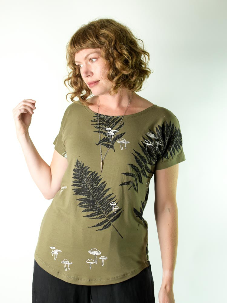 
                  
                    Simple Tee - Forest Floor poison-pear
                  
                