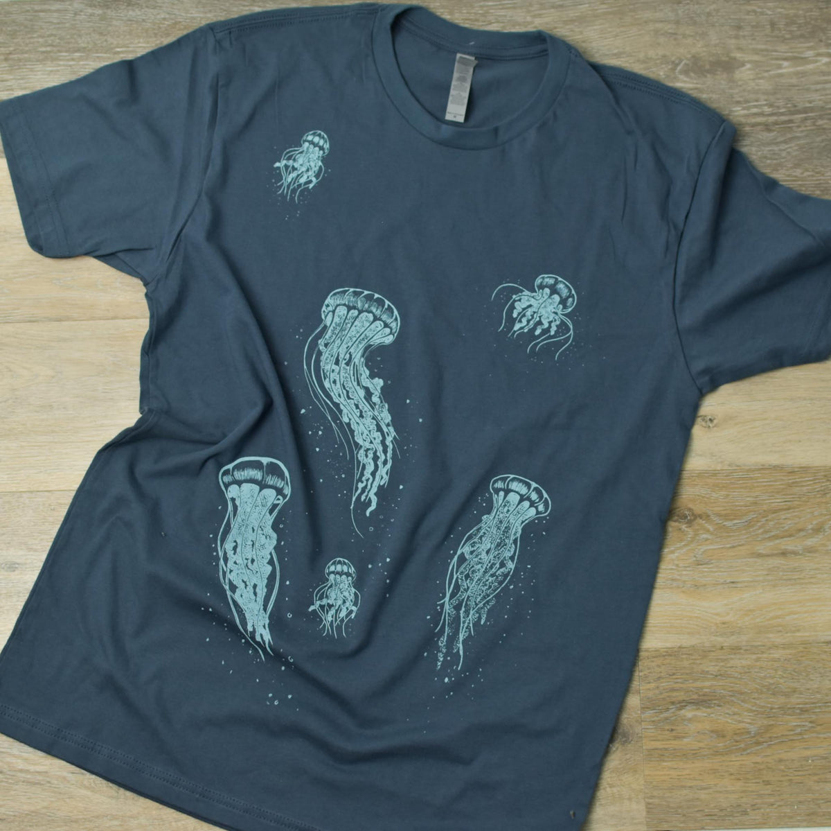 
                  
                    Unisex Jellyfish T-Shirt poison-pear
                  
                