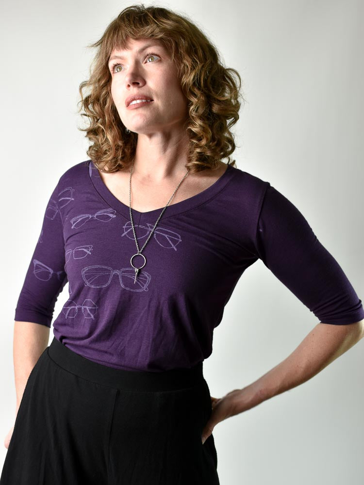 V-neck Top - Glasses poison-pear