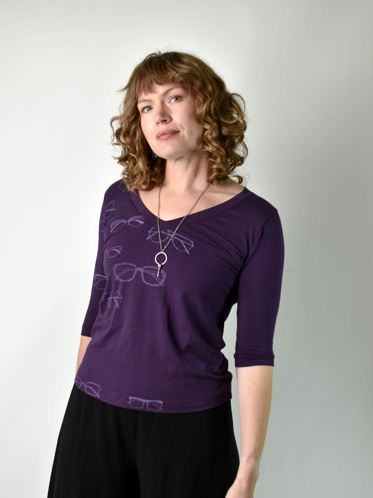 
                  
                    V-neck Top - Glasses poison-pear
                  
                