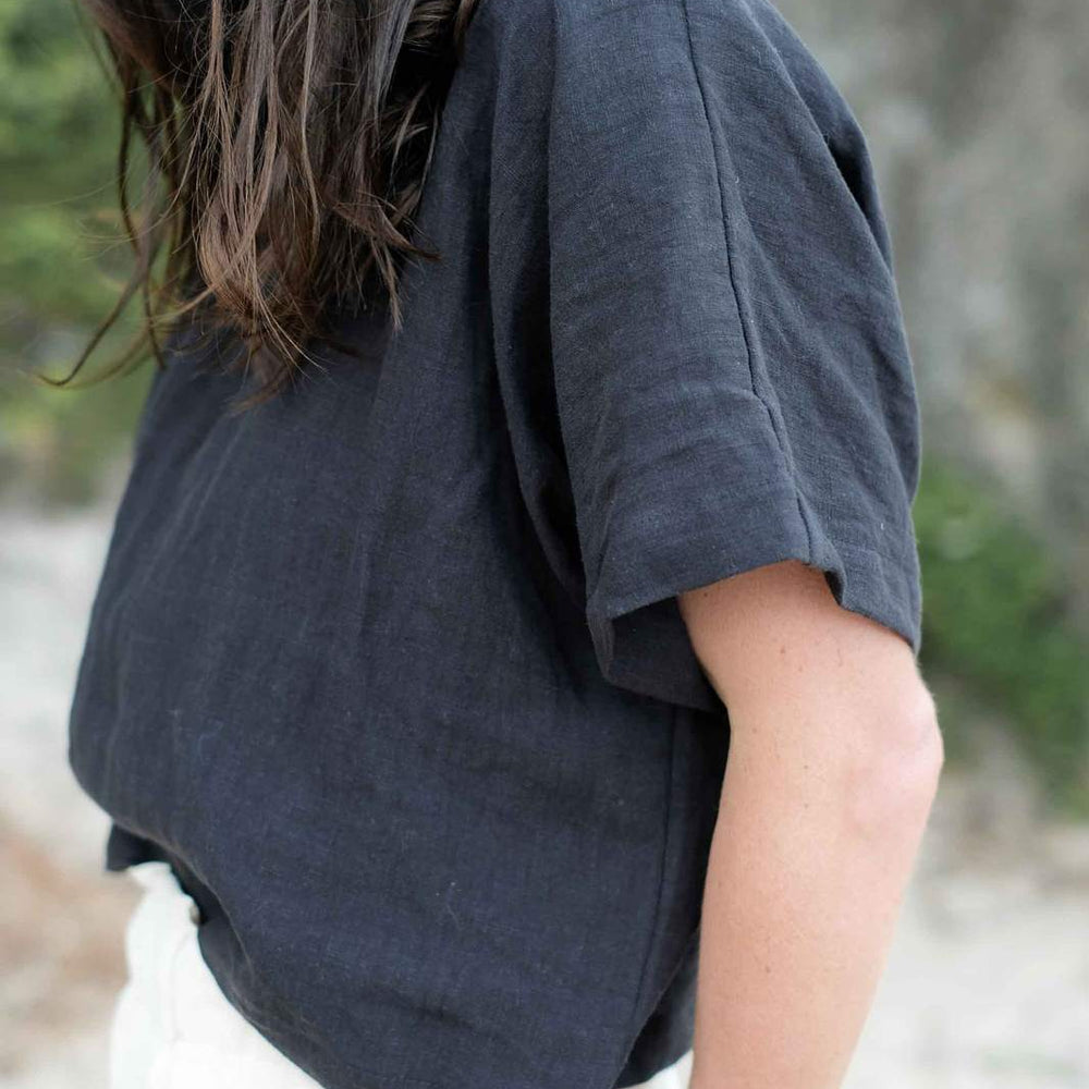 
                  
                    Breezy Blouse poison-pear
                  
                